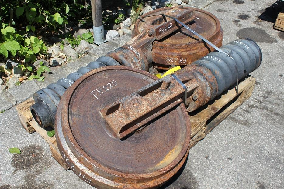 Hitachi FH 220 - Deli podvozja za Gradbeni stroj: slika 3 Hitachi FH 220 - Deli podvozja za Gradbeni stroj: slika 3