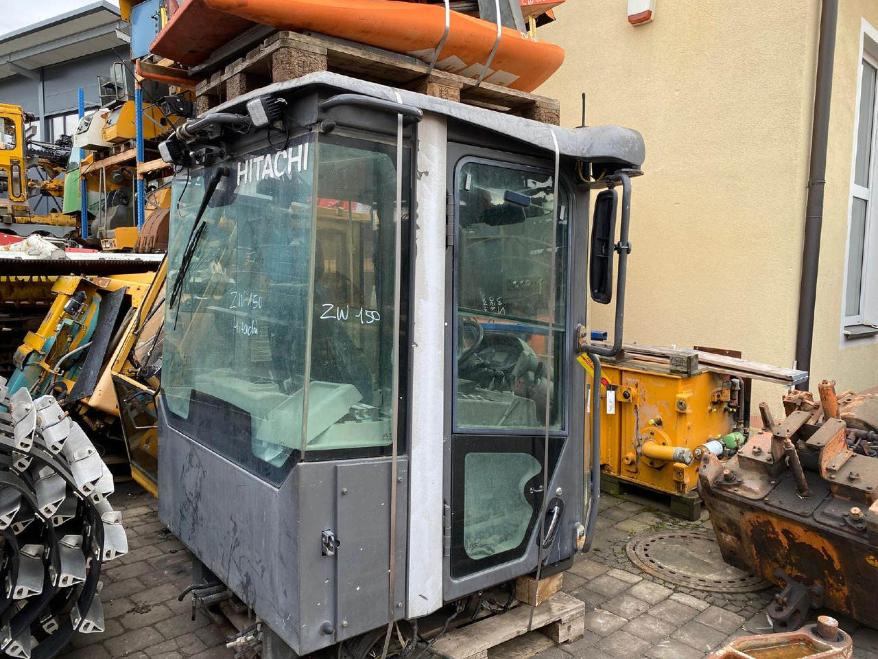 Hitachi ZW 150 - Kabina za Bager: slika 2 Hitachi ZW 150 - Kabina za Bager: slika 2