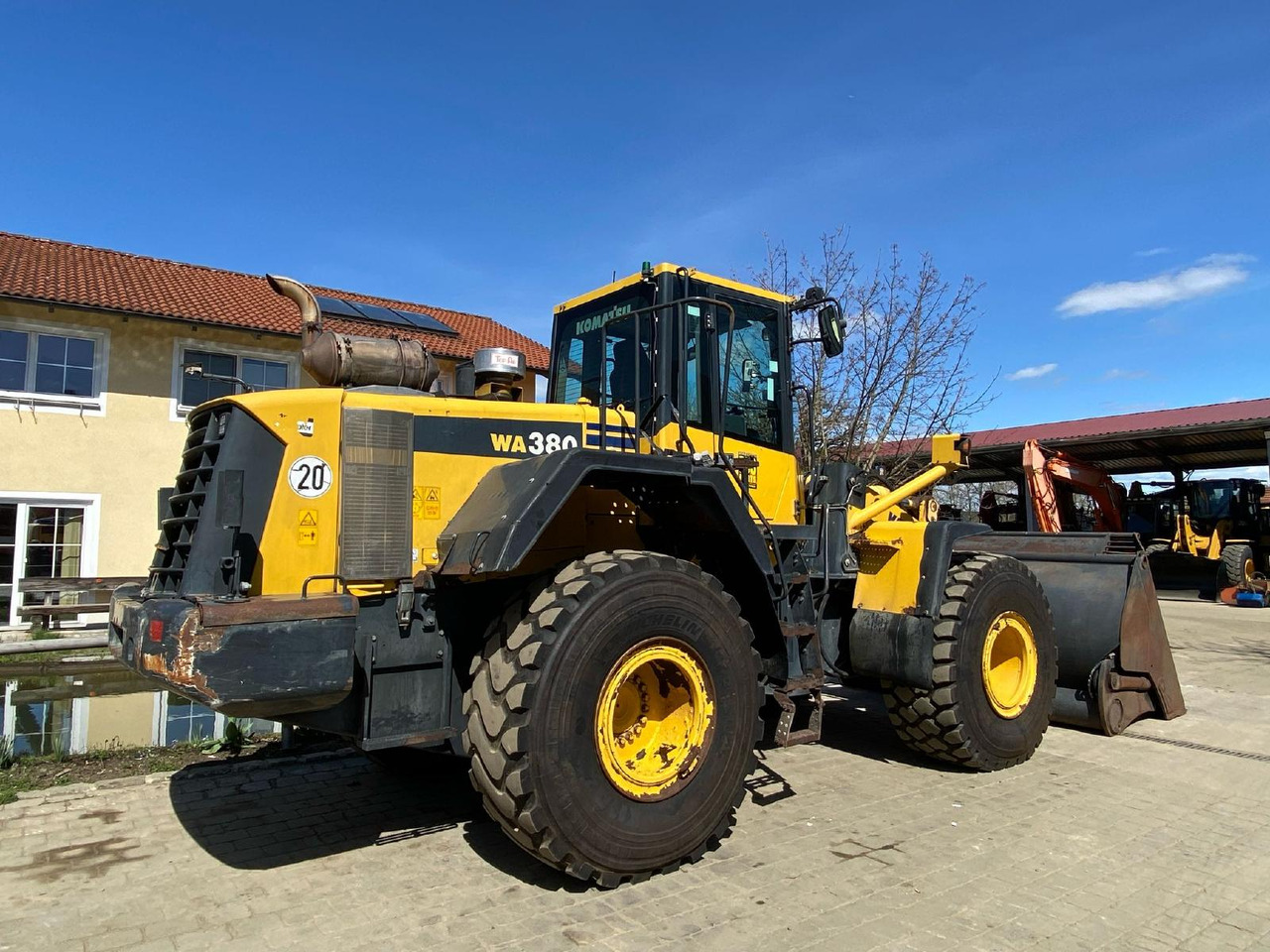 Komatsu WA 380 - Kolesni nakladalec: slika 5 Komatsu WA 380 - Kolesni nakladalec: slika 5