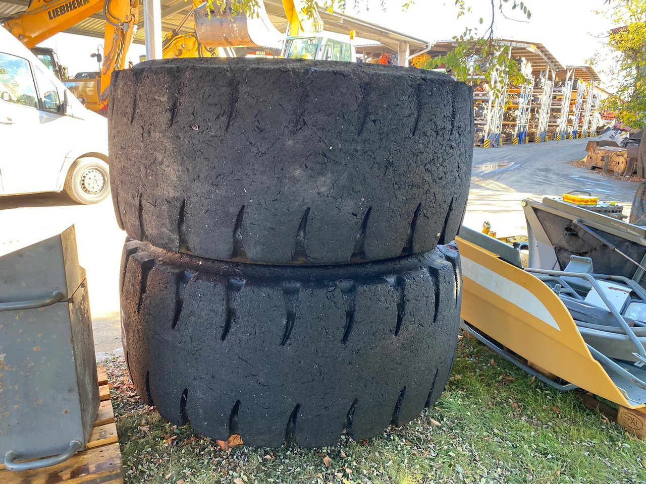 Guma za Gradbeni stroj Liebherr 26,5R25 aus L564: slika 7