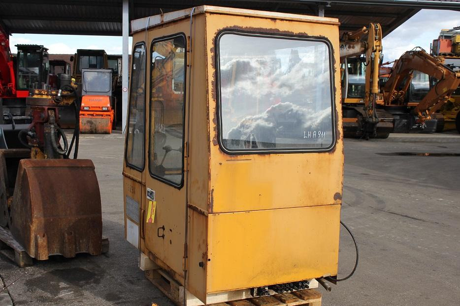 Liebherr A911C - Kabina za Gradbeni stroj: slika 5 Liebherr A911C - Kabina za Gradbeni stroj: slika 5