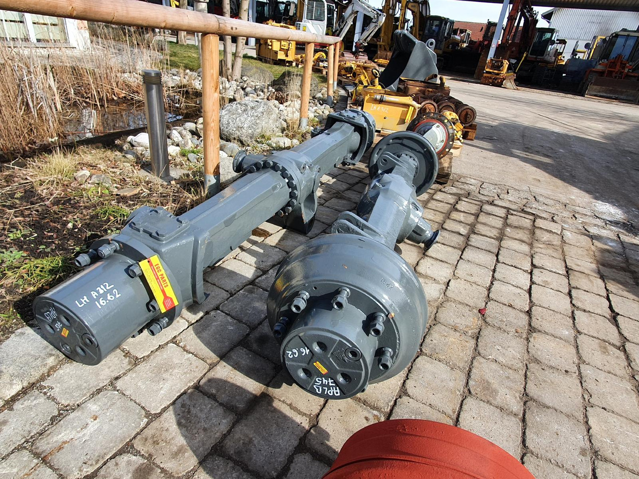 Liebherr AP B 745 aus A312 - Os in deli za Gradbeni stroj: slika 2 Liebherr AP B 745 aus A312 - Os in deli za Gradbeni stroj: slika 2