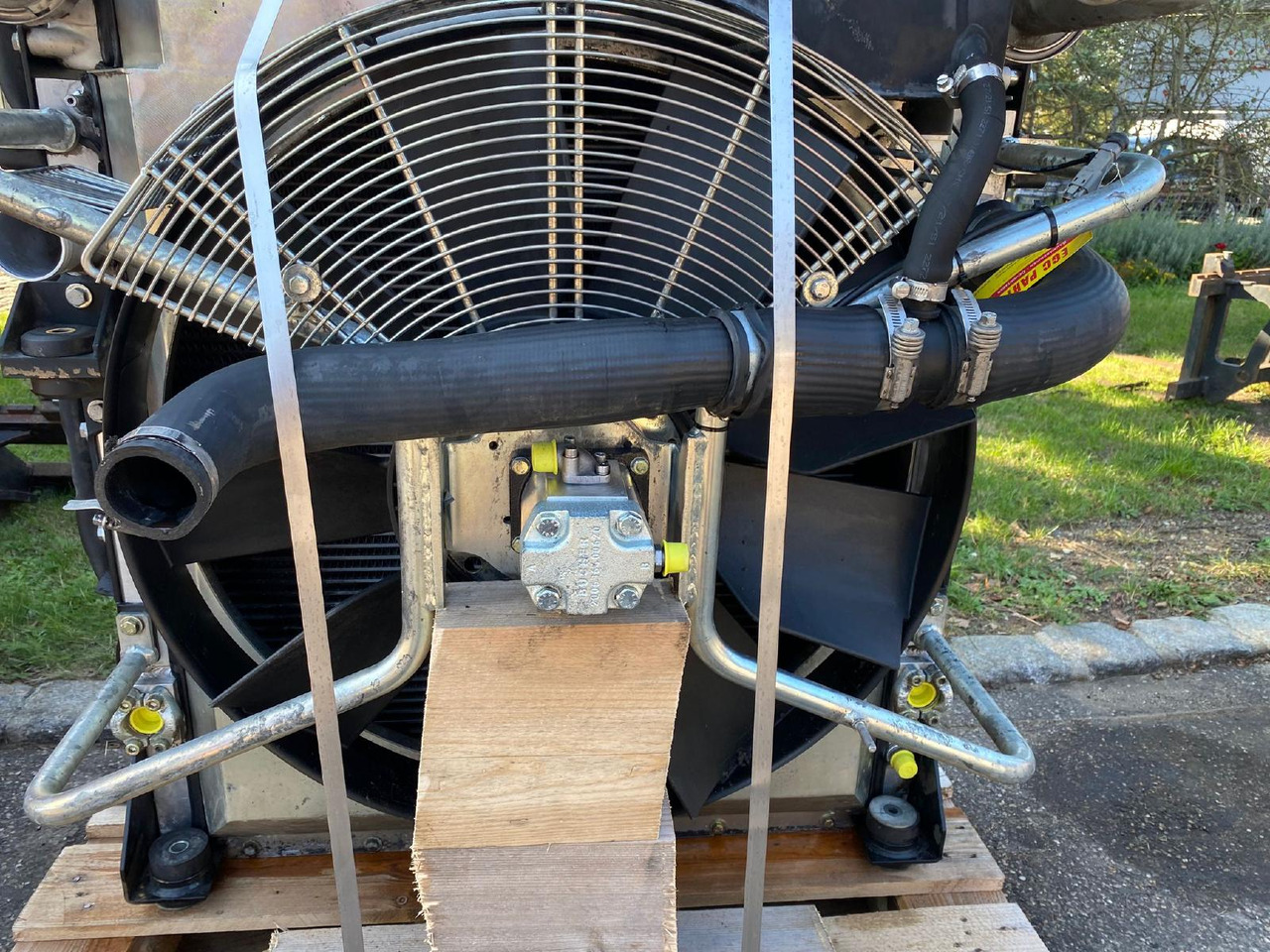 Liebherr LH 24M - Hladilni sistem za Gradbeni stroj: slika 4 Liebherr LH 24M - Hladilni sistem za Gradbeni stroj: slika 4