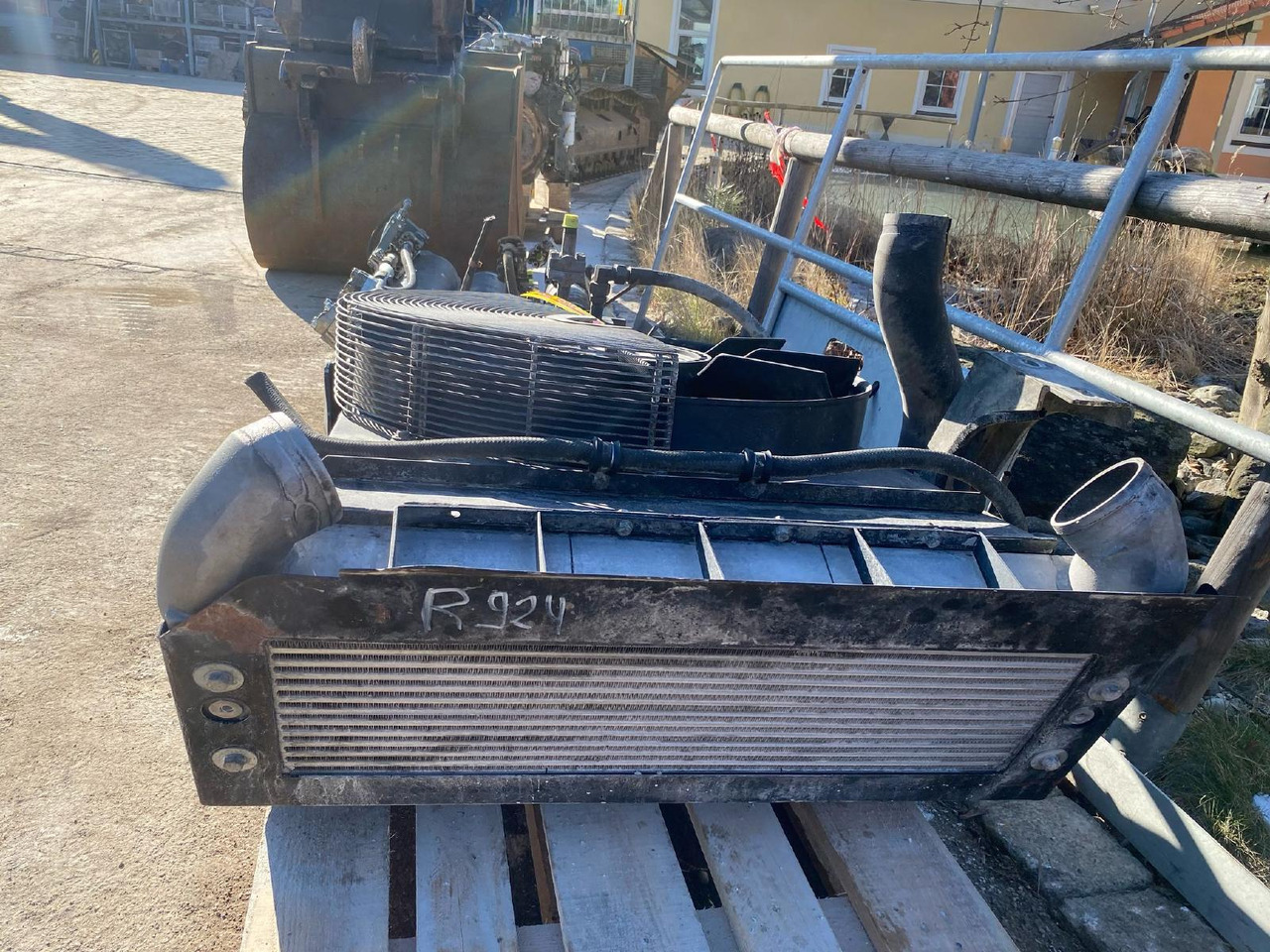 Liebherr R 924 C - Hladilni sistem za Gradbeni stroj: slika 3 Liebherr R 924 C - Hladilni sistem za Gradbeni stroj: slika 3