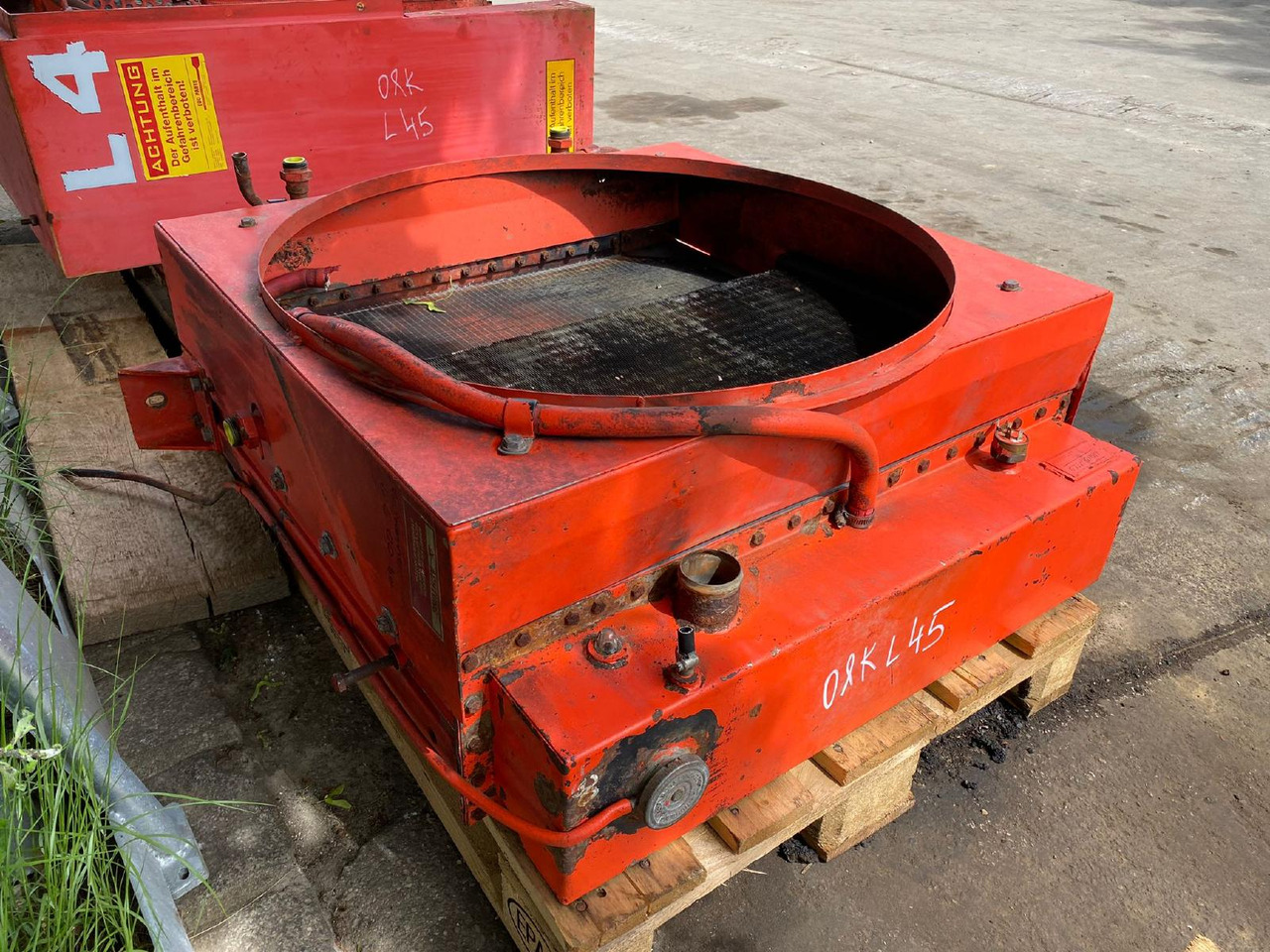 O&K L45 - Hladilnik motorja za Kolesni nakladalec: slika 5 O&K L45 - Hladilnik motorja za Kolesni nakladalec: slika 5