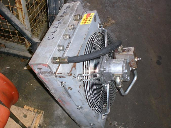 O&K RH 5 PMS - Hladilnik olja za Gradbeni stroj: slika 2 O&K RH 5 PMS - Hladilnik olja za Gradbeni stroj: slika 2