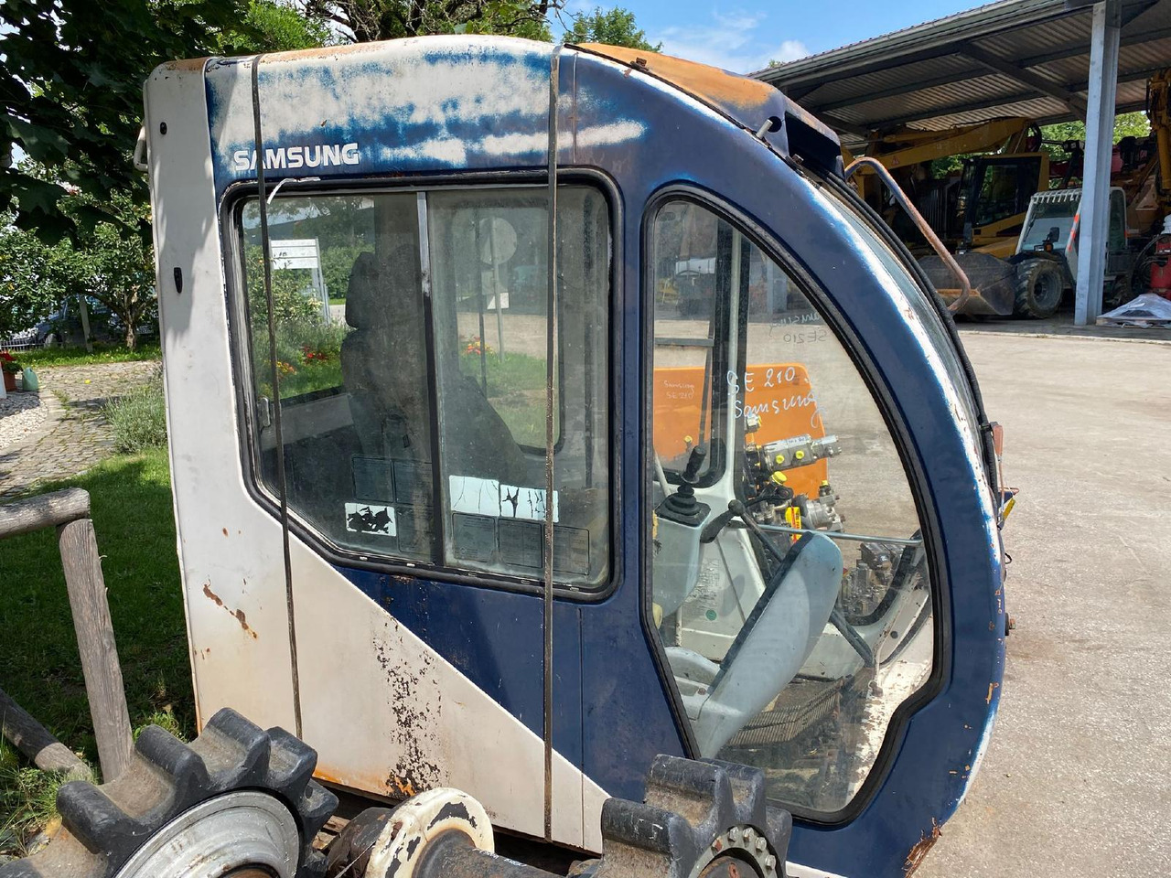 Samsung SE 210 - Kabina za Gradbeni stroj: slika 5 Samsung SE 210 - Kabina za Gradbeni stroj: slika 5
