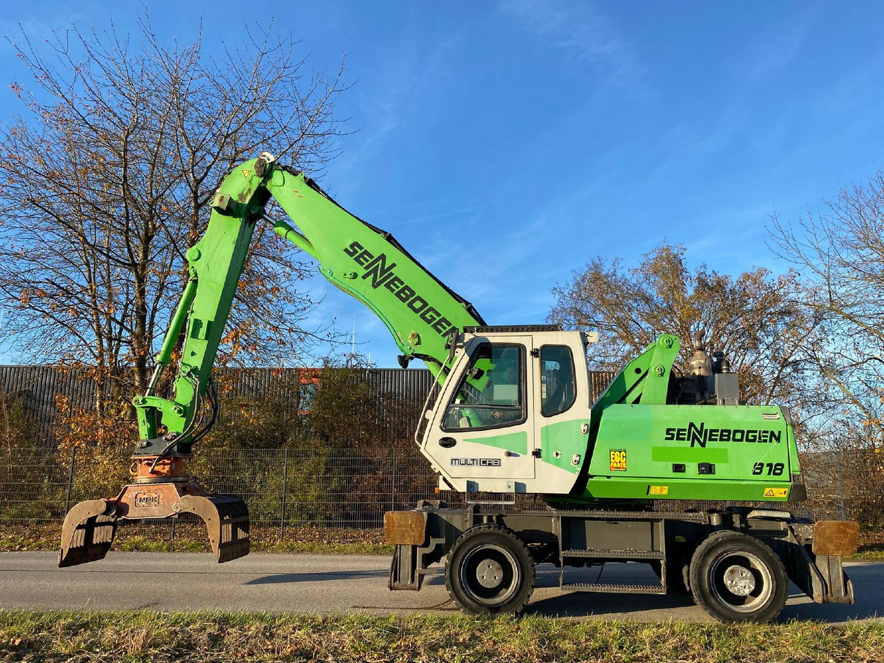 Sennebogen 818 - Bager za prekladanje primarnih/ Sekundarnih surovin: slika 1 Sennebogen 818 - Bager za prekladanje primarnih/ Sekundarnih surovin: slika 1