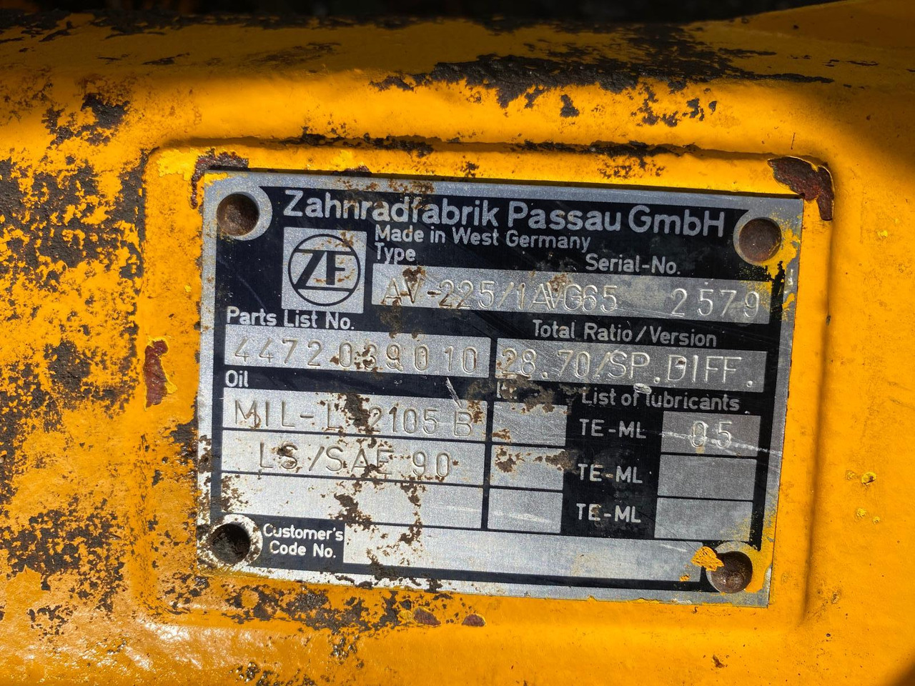 Zettelmeyer ZL 601 B ZF AV 225 - Os in deli za Gradbeni stroj: slika 4 Zettelmeyer ZL 601 B ZF AV 225 - Os in deli za Gradbeni stroj: slika 4