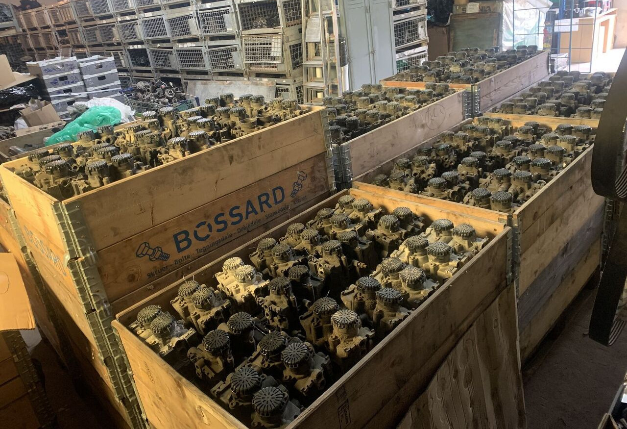 Knorr-Bremse TEBS ES2060 K019312 Knorr-Bremse - Zavorni ventil za Prikolica: slika 2 Knorr-Bremse TEBS ES2060 K019312 Knorr-Bremse - Zavorni ventil za Prikolica: slika 2