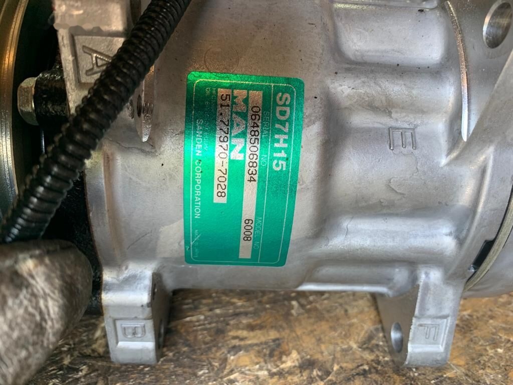 MAN Sanden SD7H15 51.77970-7028 MAN TGA TGM TGX TGL NEOPLAN BUS truck - Kompresor klime za Tovornjak: slika 5 MAN Sanden SD7H15 51.77970-7028 MAN TGA TGM TGX TGL NEOPLAN BUS truck - Kompresor klime za Tovornjak: slika 5