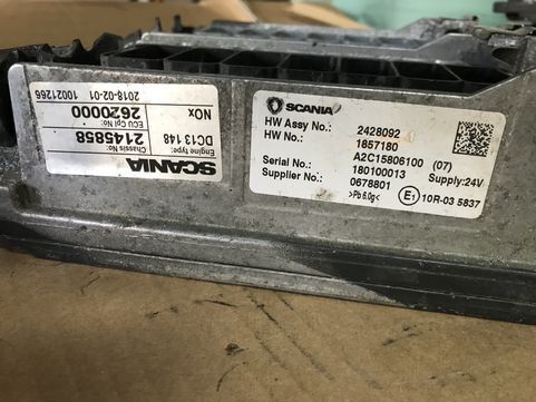 Scania Euro 6 S8 2428092 Scania truck - ECU za Tovornjak: slika 2 Scania Euro 6 S8 2428092 Scania truck - ECU za Tovornjak: slika 2