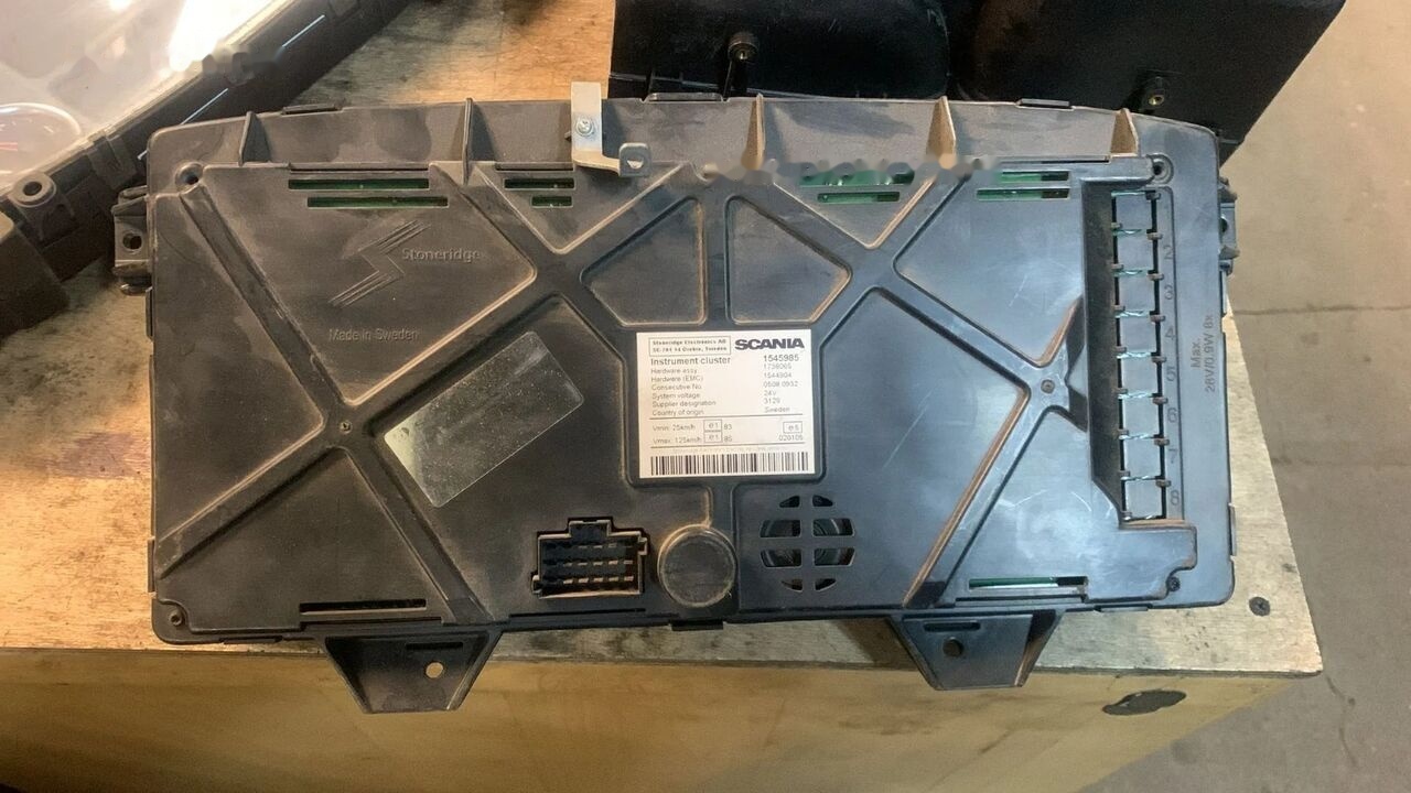 Scania Zegary Liczniki R 1545985 1738065 1544904 1545985 Scania truck - Armaturna plošča za Tovornjak: slika 3 Scania Zegary Liczniki R 1545985 1738065 1544904 1545985 Scania truck - Armaturna plošča za Tovornjak: slika 3