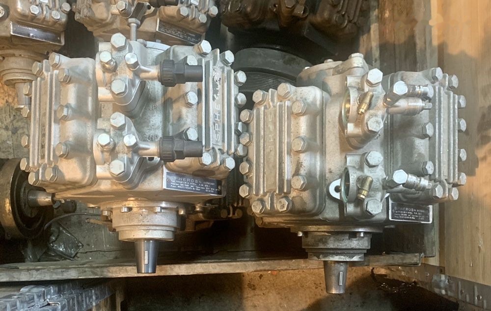 Spheros FKX40/470 28bar FKX40/470 - Kompresor klime za Avtobus: slika 2 Spheros FKX40/470 28bar FKX40/470 - Kompresor klime za Avtobus: slika 2