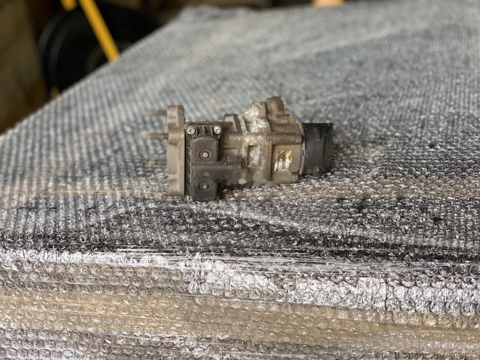 Zawór hamulcowy Oryginał Hurt K001428   Renault Magnum 440 DXI - Ventil za Tovornjak: slika 1 Zawór hamulcowy Oryginał Hurt K001428   Renault Magnum 440 DXI - Ventil za Tovornjak: slika 1