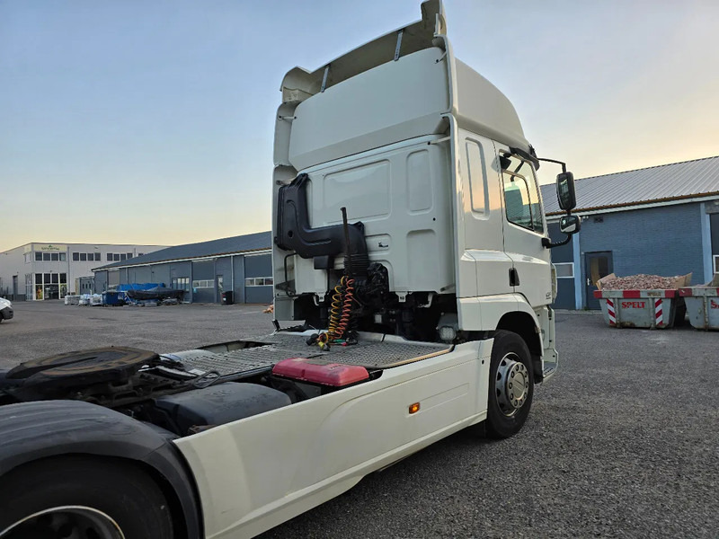 DAF CF Super Space Cabin - Vlačilec: slika 4 DAF CF Super Space Cabin - Vlačilec: slika 4