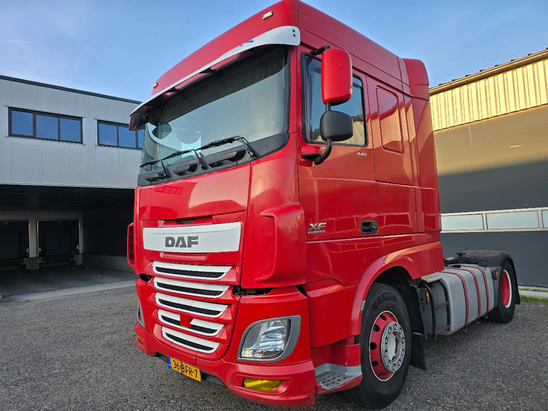 DAF XF 440 Euro 6 2015 - Vlačilec: slika 1 DAF XF 440 Euro 6 2015 - Vlačilec: slika 1