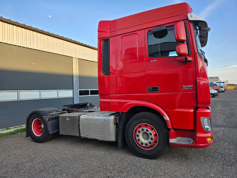 DAF XF 440 Euro 6 2015 - Vlačilec: slika 4 DAF XF 440 Euro 6 2015 - Vlačilec: slika 4