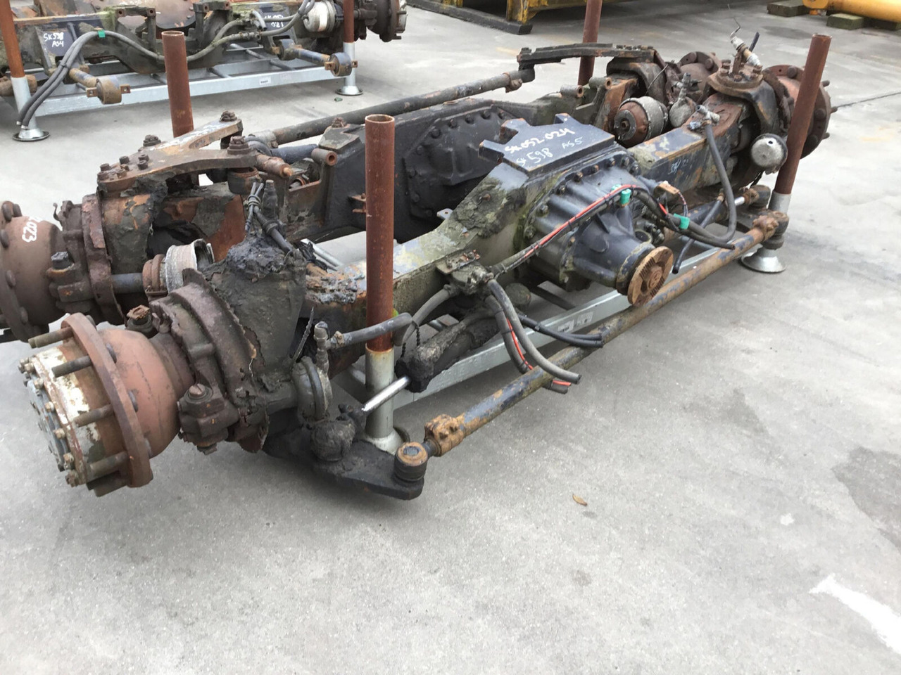 DAF SK 598 axle 5 - Os in deli za Avtodvigalo: slika 2 DAF SK 598 axle 5 - Os in deli za Avtodvigalo: slika 2