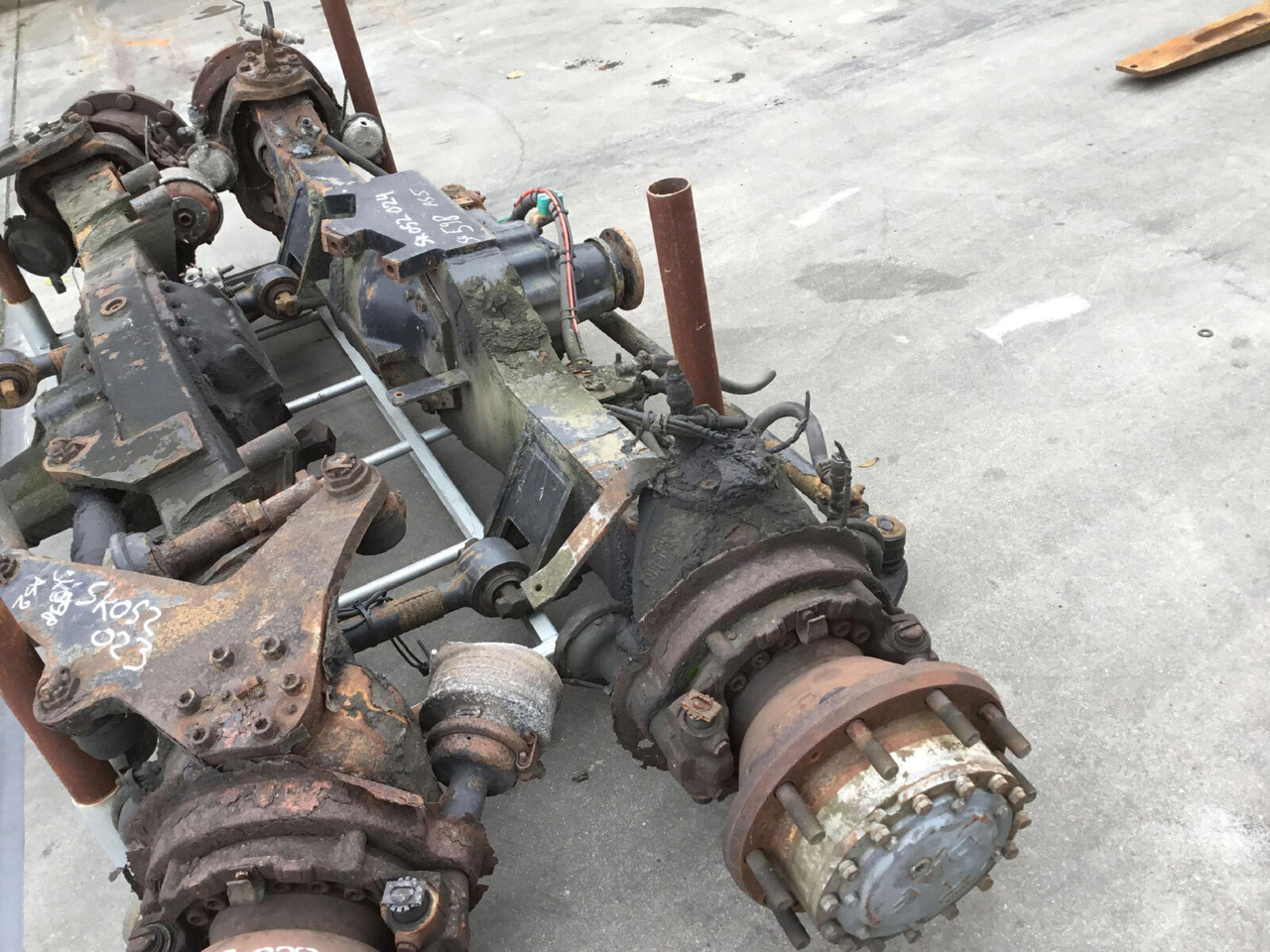 DAF SK 598 axle 5 - Os in deli za Avtodvigalo: slika 3 DAF SK 598 axle 5 - Os in deli za Avtodvigalo: slika 3