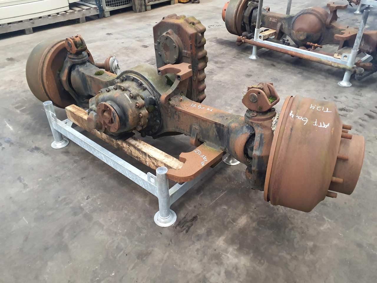FAUN ATF 60-4 axle 3 - Os in deli za Avtodvigalo: slika 3 FAUN ATF 60-4 axle 3 - Os in deli za Avtodvigalo: slika 3