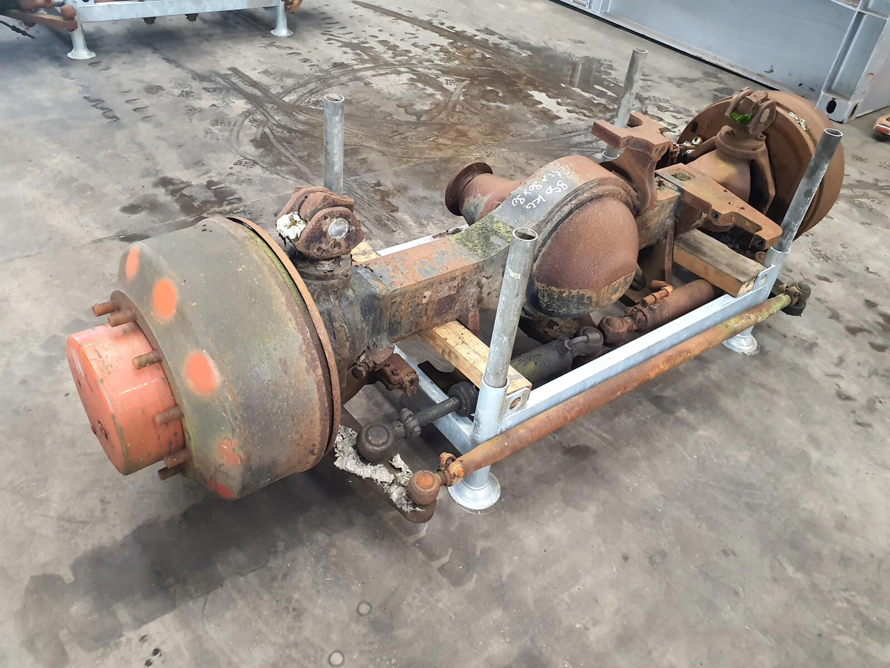 FAUN ATF 60-4 axle 4 - Os in deli za Avtodvigalo: slika 1 FAUN ATF 60-4 axle 4 - Os in deli za Avtodvigalo: slika 1
