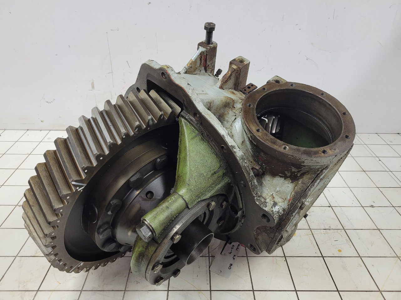 FAUN KF 80 mid differential 11x48 - Diferencialni menjalnik za Avtodvigalo: slika 1 FAUN KF 80 mid differential 11x48 - Diferencialni menjalnik za Avtodvigalo: slika 1