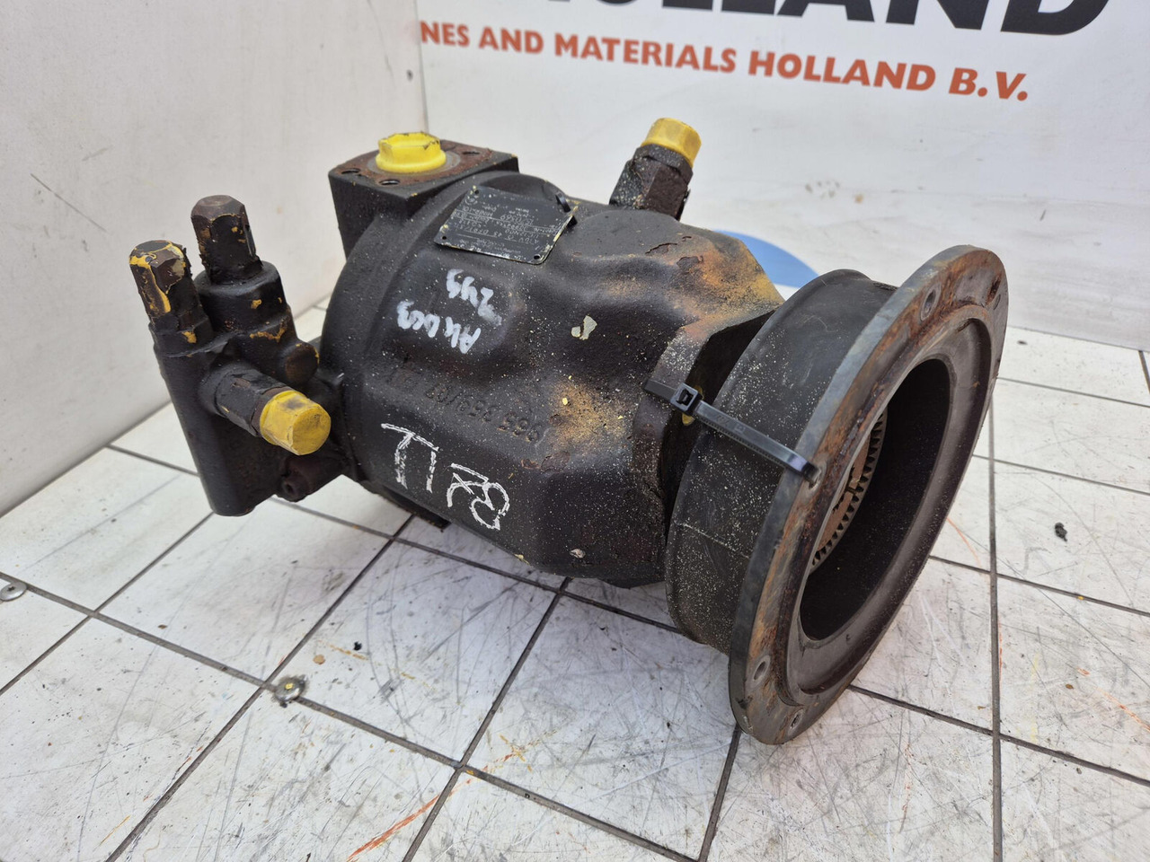 FAUN Tadano-Faun ATF 60-4 pump - Hidravlična črpalka za Avtodvigalo: slika 1 FAUN Tadano-Faun ATF 60-4 pump - Hidravlična črpalka za Avtodvigalo: slika 1