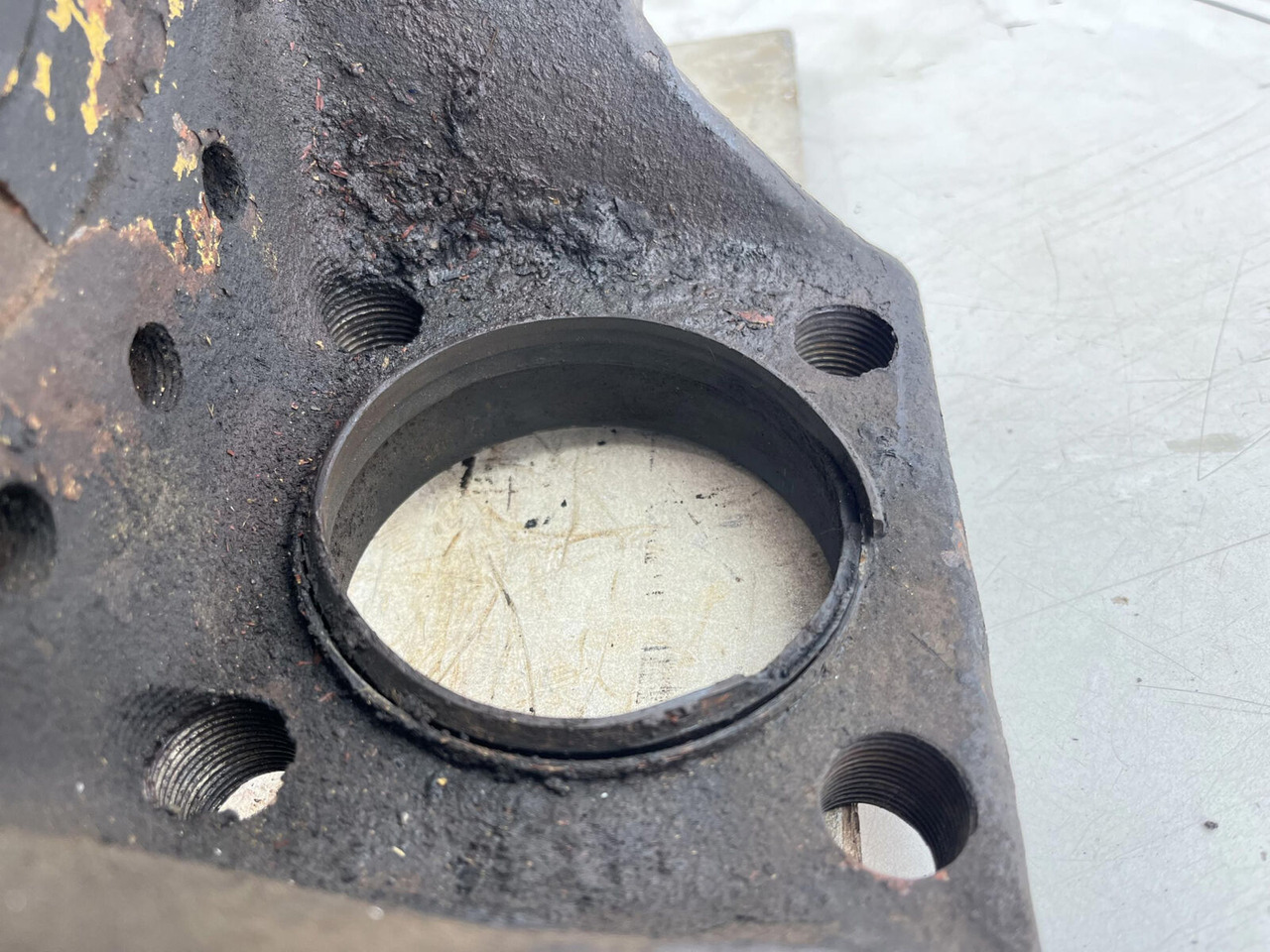 Premnik za Avtodvigalo Grove AT 750 BE Steering knuckle 16 holes: slika 11
