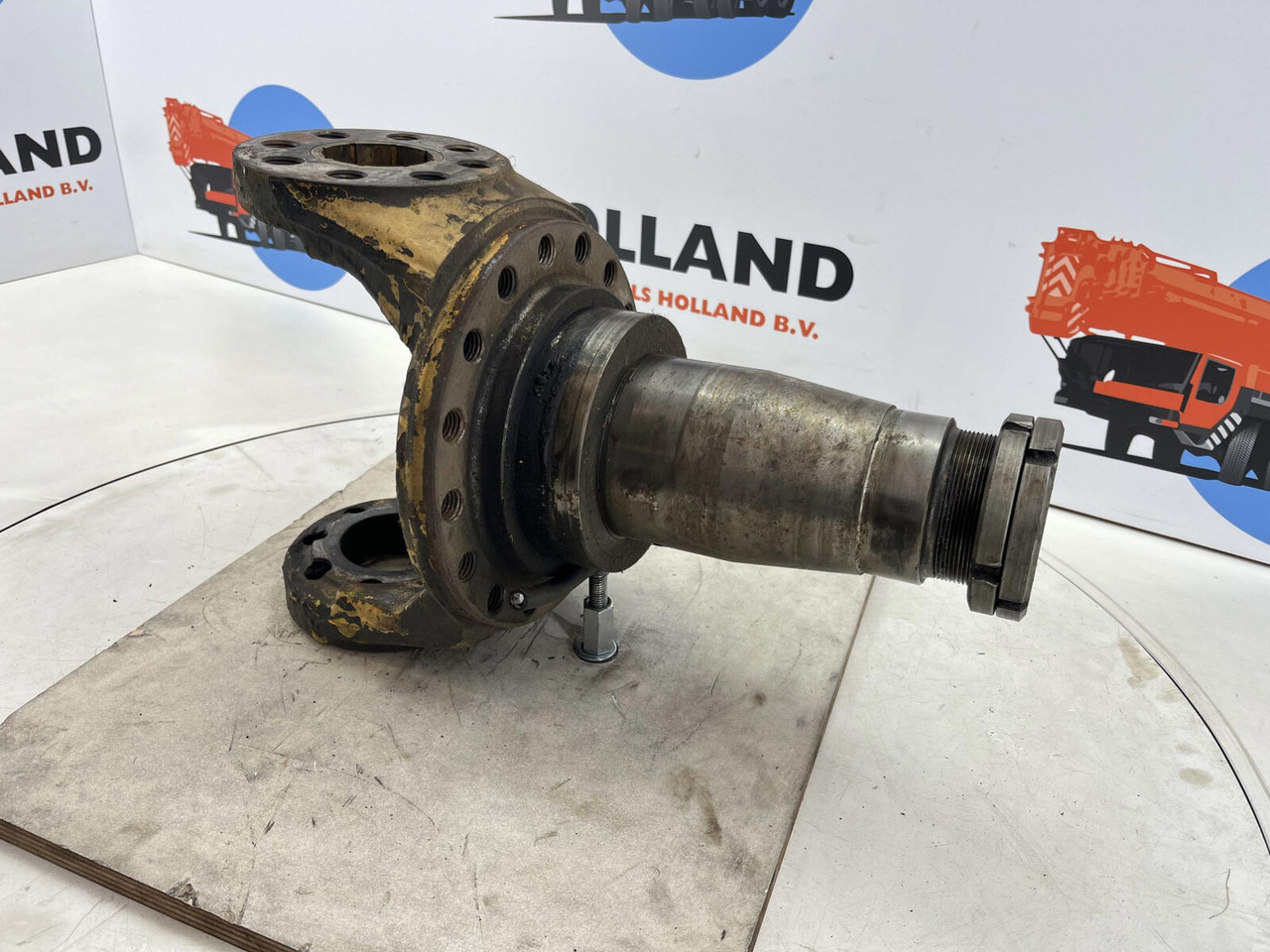 Grove AT 880 Steering knuckle 16 holes axle 2 - Premnik za Avtodvigalo: slika 3 Grove AT 880 Steering knuckle 16 holes axle 2 - Premnik za Avtodvigalo: slika 3
