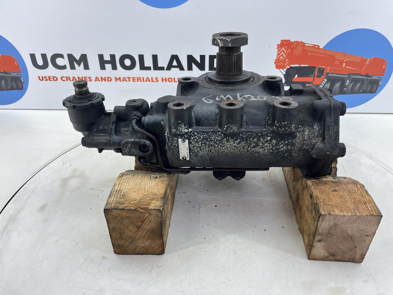 Grove GMK 2035 steering box - Volanska letev za Avtodvigalo: slika 4 Grove GMK 2035 steering box - Volanska letev za Avtodvigalo: slika 4