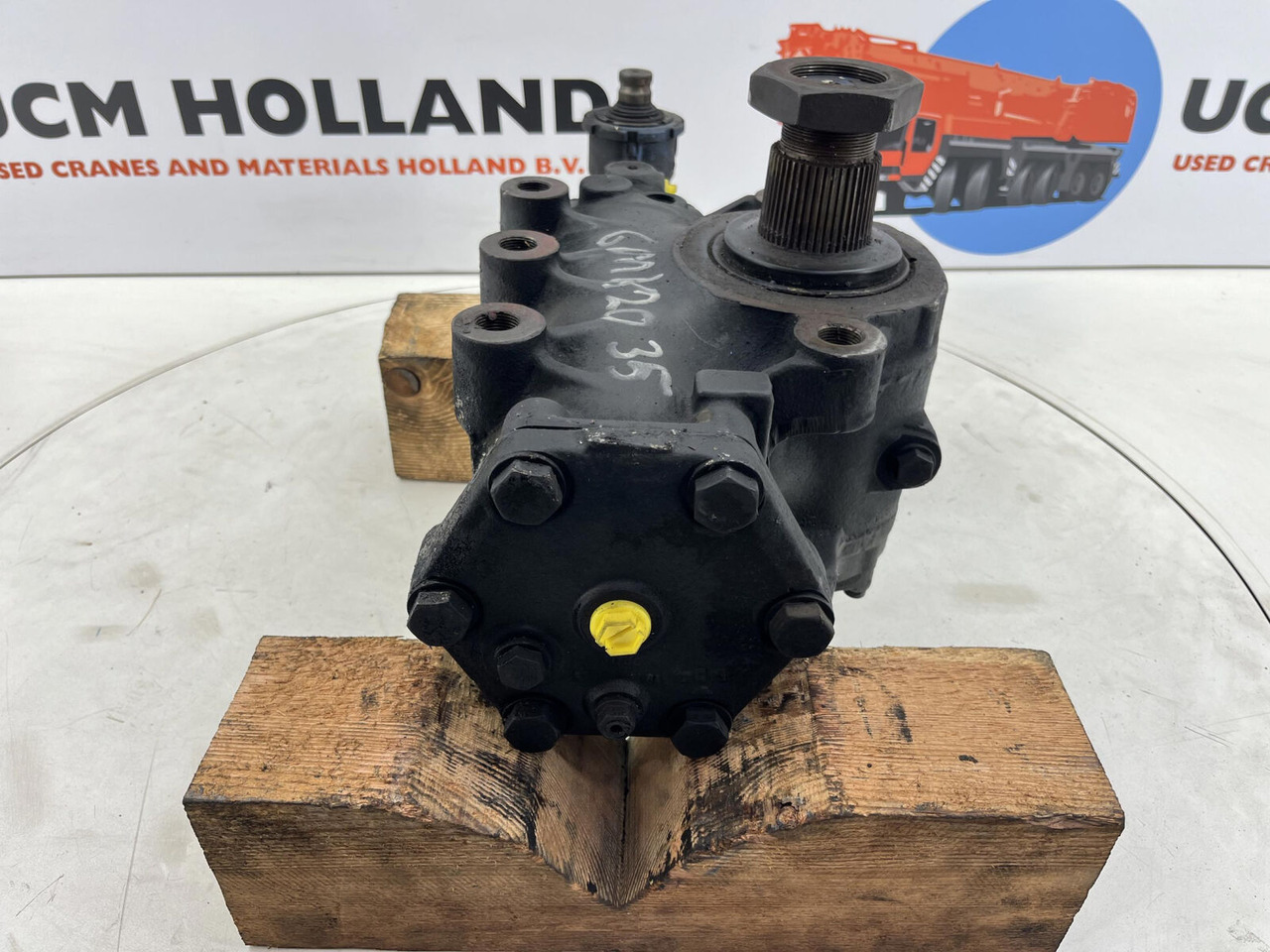 Grove GMK 2035 steering box - Volanska letev za Avtodvigalo: slika 1 Grove GMK 2035 steering box - Volanska letev za Avtodvigalo: slika 1