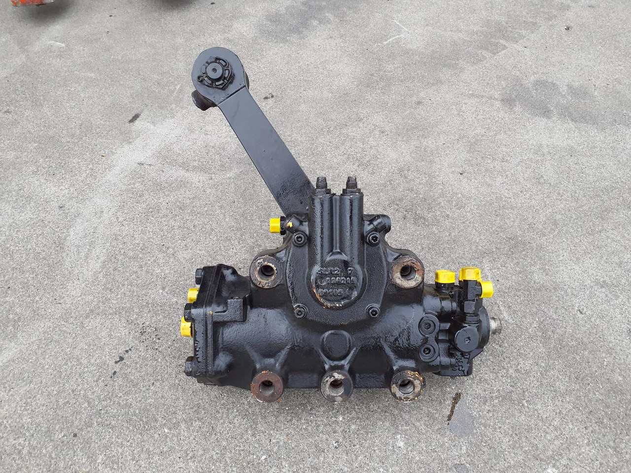 Grove GMK 6400 steering box servocom-zf - Volanska letev za Avtodvigalo: slika 3 Grove GMK 6400 steering box servocom-zf - Volanska letev za Avtodvigalo: slika 3