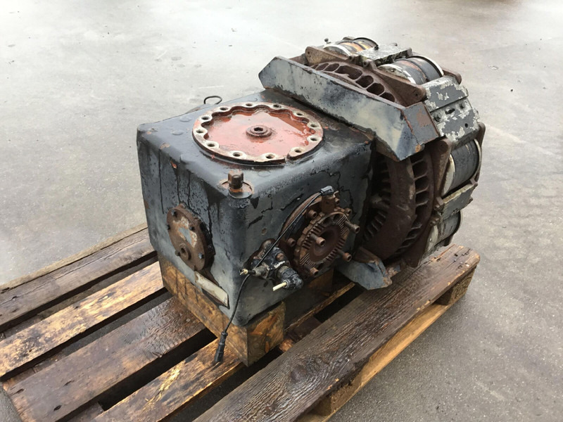 Grove Kessler Grove GMK 5100 diff box axle 5 - Menjalnik za Žerjav: slika 2 Grove Kessler Grove GMK 5100 diff box axle 5 - Menjalnik za Žerjav: slika 2