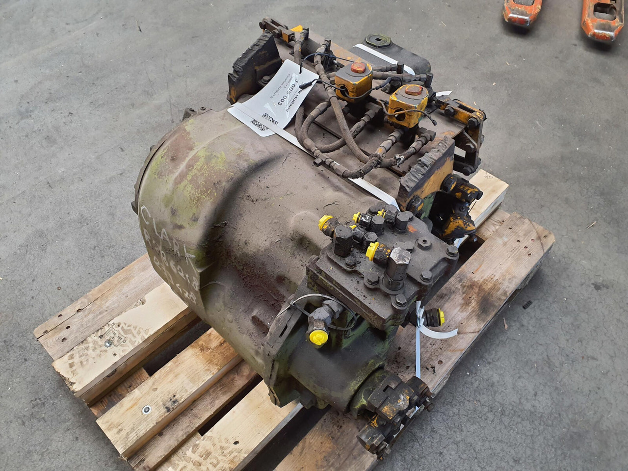 Grove RT 65S Gearbox Clark R28621-8 - Menjalnik za Avtodvigalo: slika 2 Grove RT 65S Gearbox Clark R28621-8 - Menjalnik za Avtodvigalo: slika 2