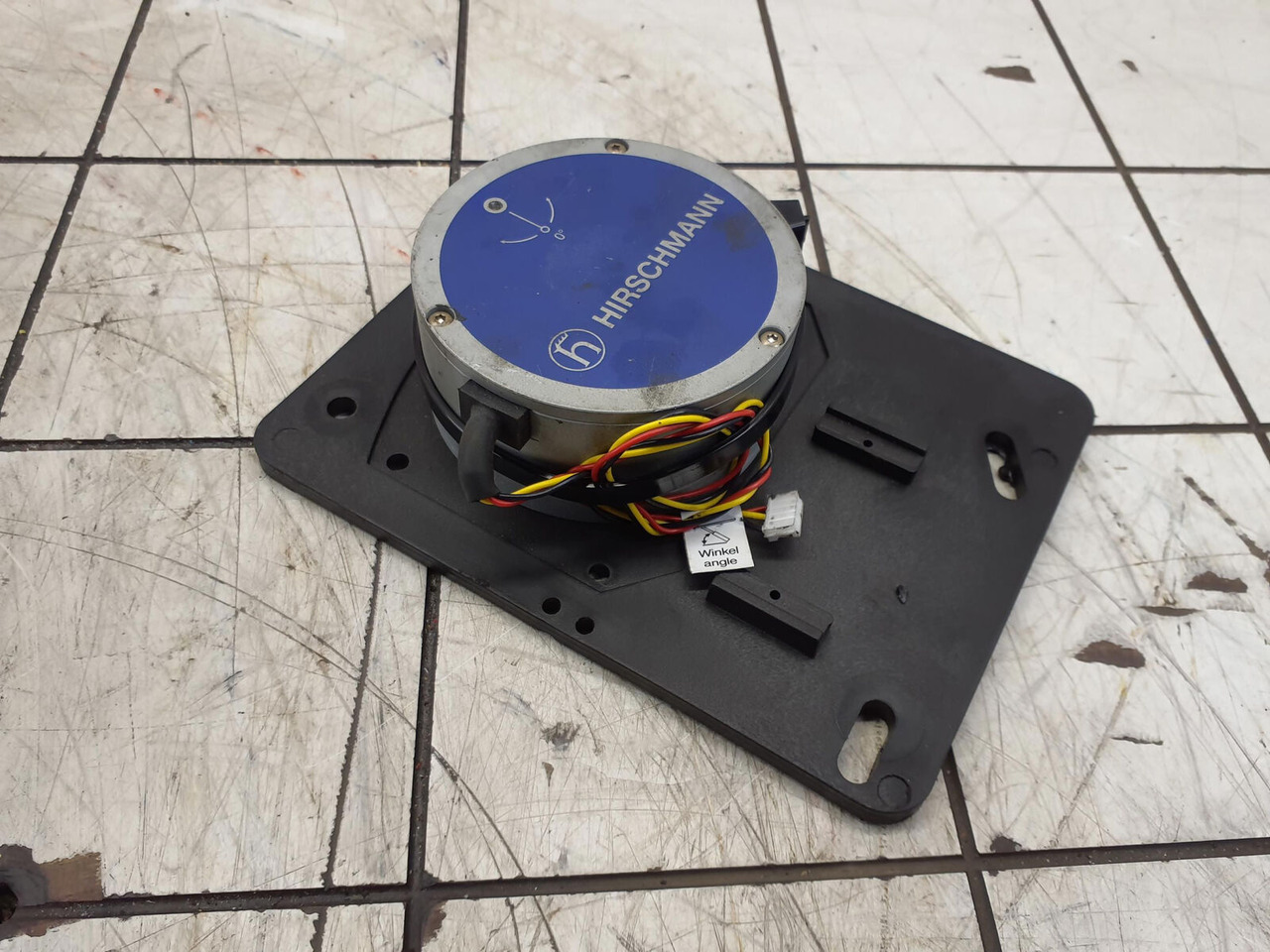 Hirschmann AC 3.060-1 angle sensor - Senzor za Žerjav: slika 1 Hirschmann AC 3.060-1 angle sensor - Senzor za Žerjav: slika 1