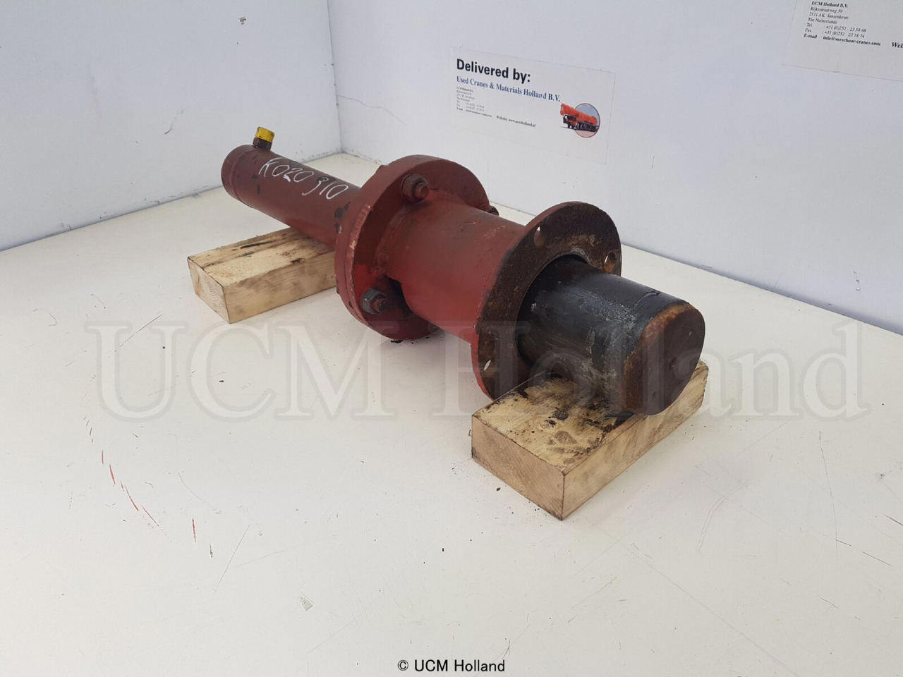 Krupp 350 GMT counterweight locking cylinder - Hidravlični cilinder za Avtodvigalo: slika 3 Krupp 350 GMT counterweight locking cylinder - Hidravlični cilinder za Avtodvigalo: slika 3