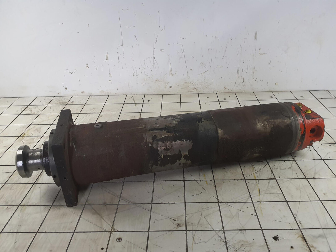 Krupp 70 GMT rebuild outrigger cylinder - Hidravlični cilinder za Žerjav: slika 4 Krupp 70 GMT rebuild outrigger cylinder - Hidravlični cilinder za Žerjav: slika 4