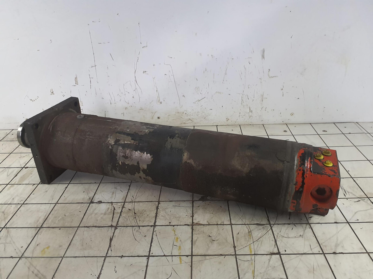 Krupp 70 GMT rebuild outrigger cylinder - Hidravlični cilinder za Žerjav: slika 3 Krupp 70 GMT rebuild outrigger cylinder - Hidravlični cilinder za Žerjav: slika 3