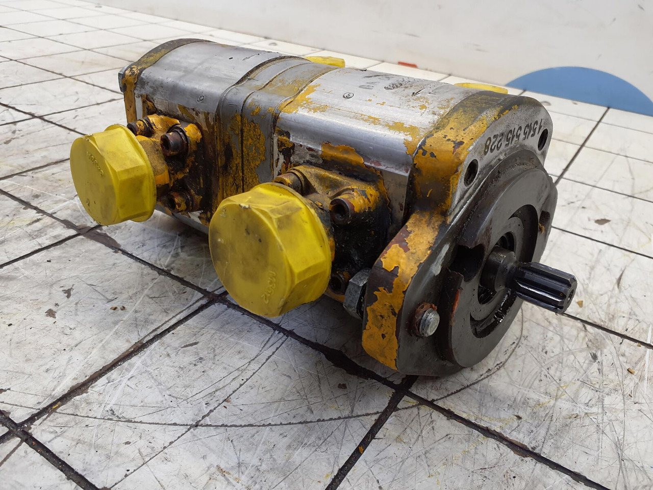 Krupp KMK 2025 dual gear pump - Hidravlična črpalka za Avtodvigalo: slika 4 Krupp KMK 2025 dual gear pump - Hidravlična črpalka za Avtodvigalo: slika 4