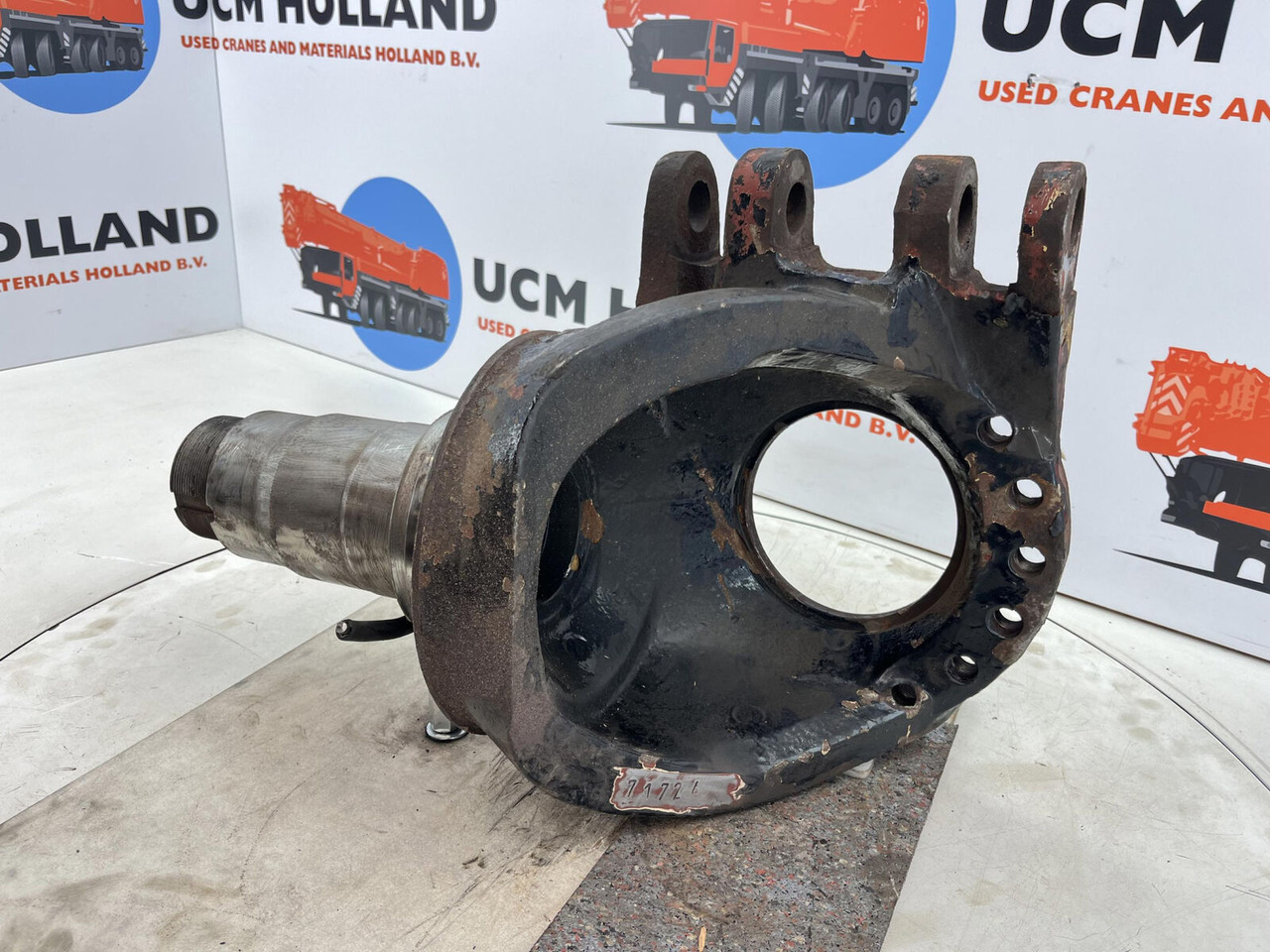 Krupp KMK 3045 Steering knuckle 16 holes - Premnik za Avtodvigalo: slika 4 Krupp KMK 3045 Steering knuckle 16 holes - Premnik za Avtodvigalo: slika 4