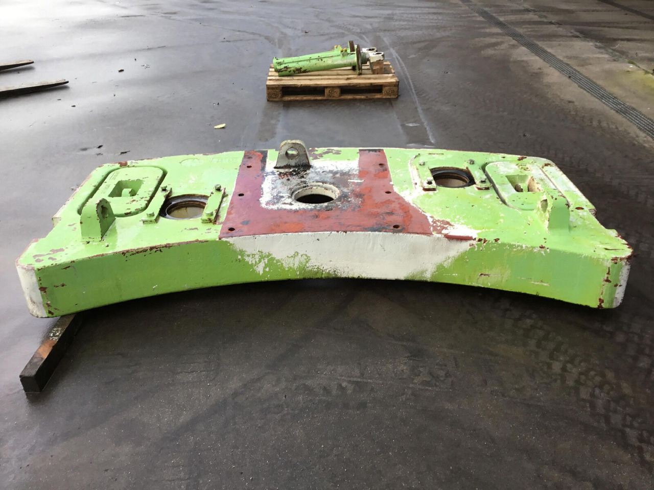 Krupp KMK 3045 counterweight 3,4 + 0,2 + 0,2 ton - Protiutež za Avtodvigalo: slika 5 Krupp KMK 3045 counterweight 3,4 + 0,2 + 0,2 ton - Protiutež za Avtodvigalo: slika 5