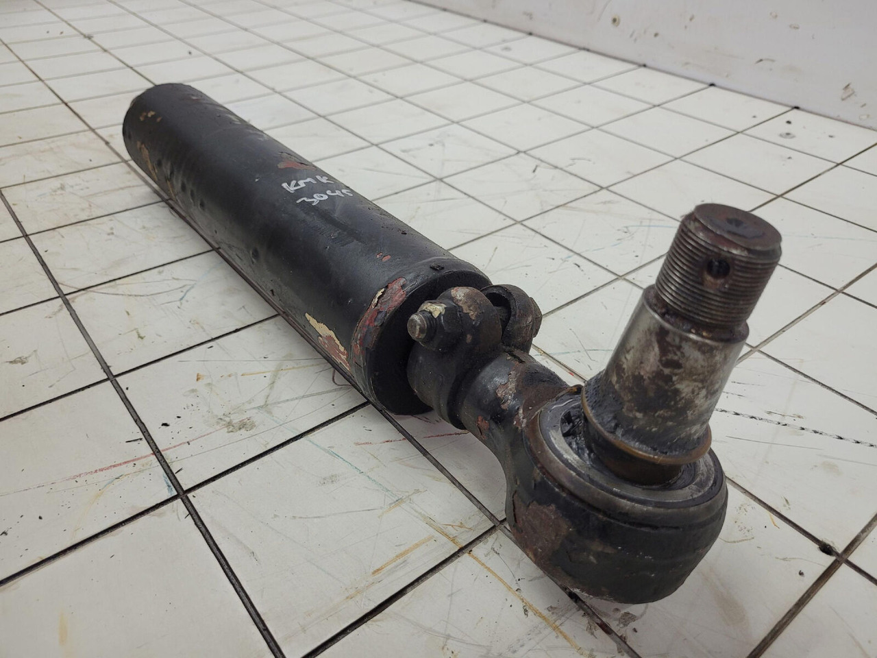 Krupp KMK 3045 steering cylinder - Hidravlični cilinder za Avtodvigalo: slika 3 Krupp KMK 3045 steering cylinder - Hidravlični cilinder za Avtodvigalo: slika 3