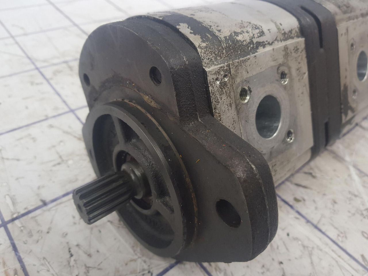 Krupp KMK 4070 three way gear pump - Hidravlična črpalka za Avtodvigalo: slika 5 Krupp KMK 4070 three way gear pump - Hidravlična črpalka za Avtodvigalo: slika 5