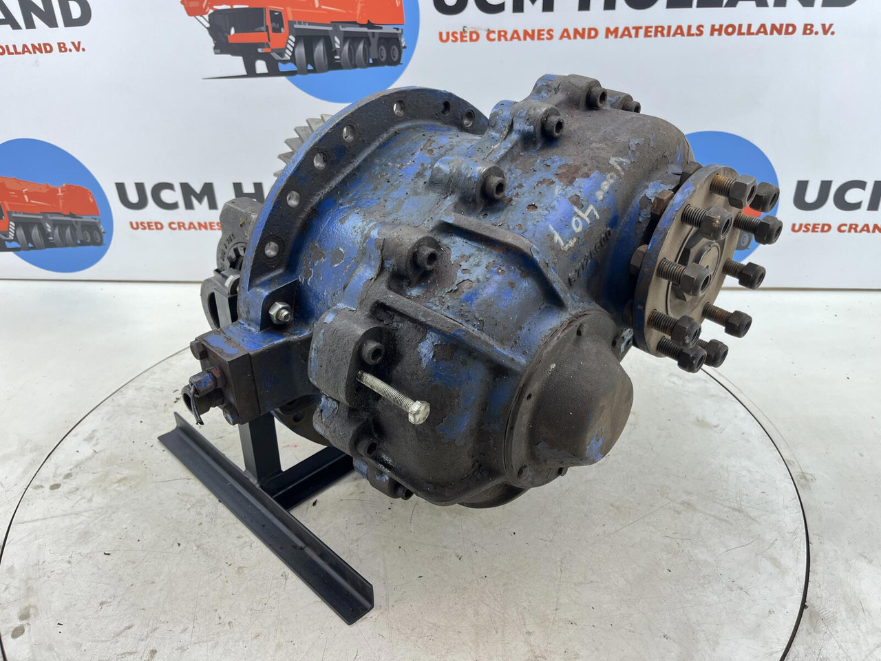 Krupp KMK 5100 Mid differential 13x35 axle 2 - Diferencialni menjalnik za Avtodvigalo: slika 4 Krupp KMK 5100 Mid differential 13x35 axle 2 - Diferencialni menjalnik za Avtodvigalo: slika 4