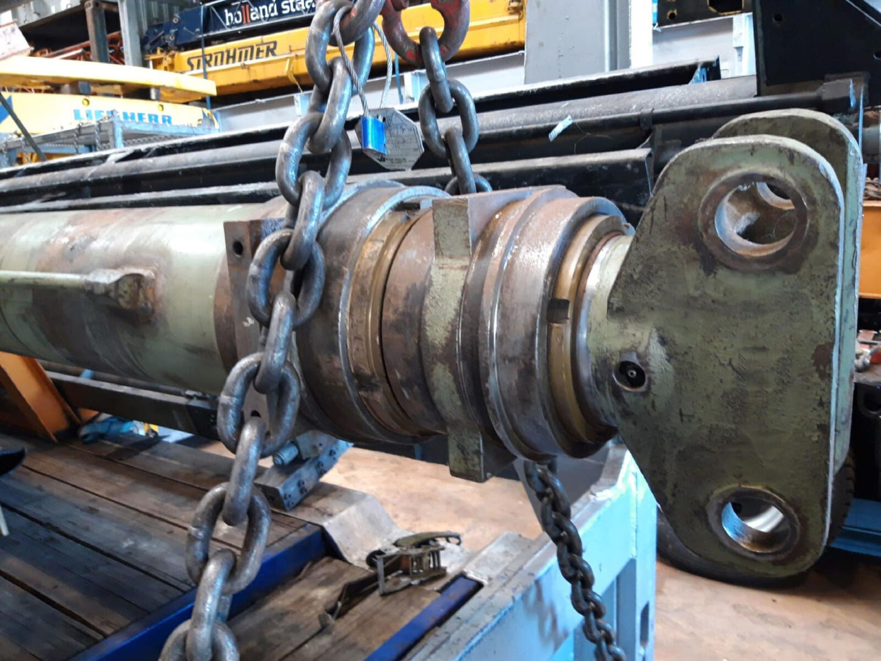 Krupp KMK 6160/6180/6200 telescopic cylinder double - Hidravlični cilinder za Avtodvigalo: slika 4 Krupp KMK 6160/6180/6200 telescopic cylinder double - Hidravlični cilinder za Avtodvigalo: slika 4