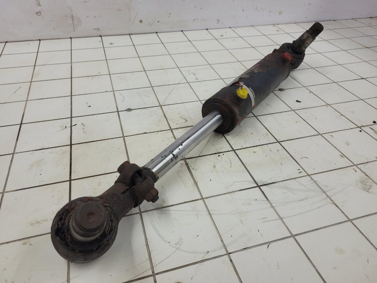 Krupp steering cylinder - Hidravlični cilinder za Avtodvigalo: slika 2 Krupp steering cylinder - Hidravlični cilinder za Avtodvigalo: slika 2