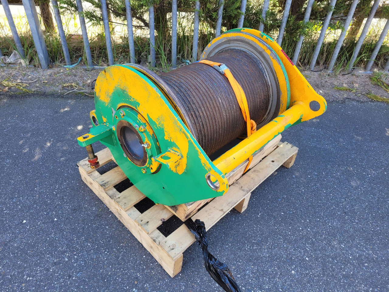 Liebherr LTM 1040-2.1 winch - Vitel za Avtodvigalo: slika 3 Liebherr LTM 1040-2.1 winch - Vitel za Avtodvigalo: slika 3