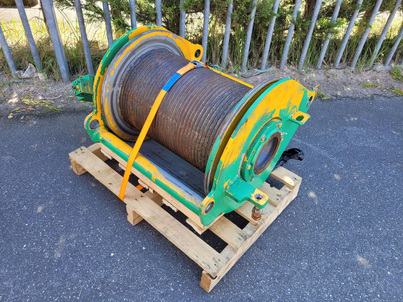 Liebherr LTM 1040-2.1 winch - Vitel za Avtodvigalo: slika 4 Liebherr LTM 1040-2.1 winch - Vitel za Avtodvigalo: slika 4