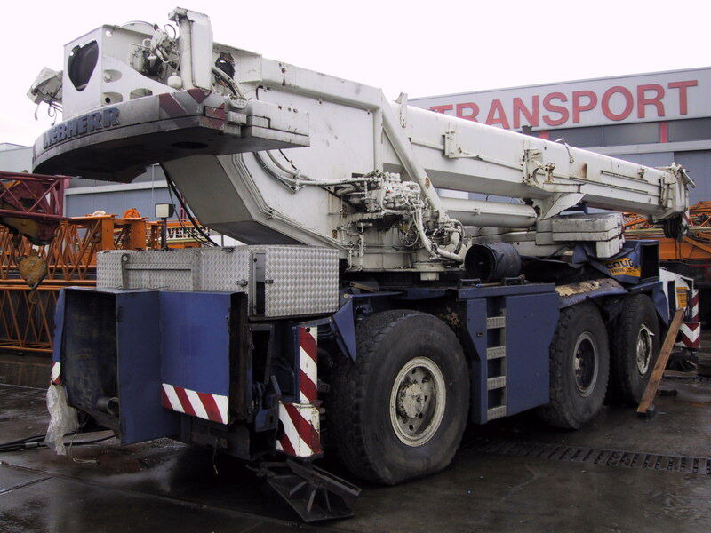 Liebherr LTM 1050/1 for parts - Avtodvigalo: slika 2 Liebherr LTM 1050/1 for parts - Avtodvigalo: slika 2